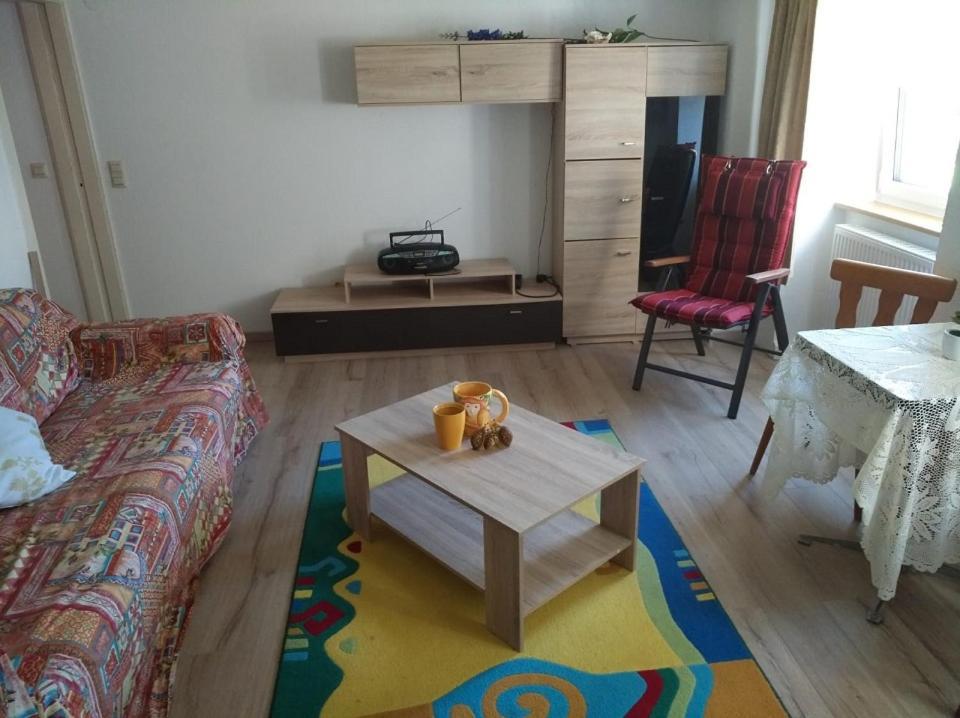 Kobold'S Ferienwohnung Im Ehem Gasthaus Hirschen In Ay Bierbronnen Exteriör bild